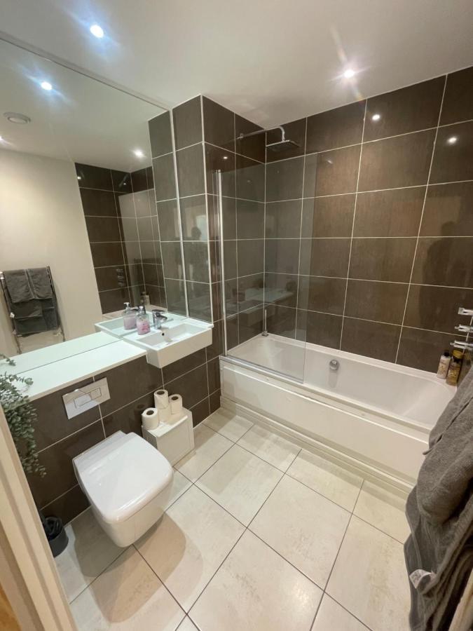 Luxury London Apartment - Steps To East Croydon Train Station Εξωτερικό φωτογραφία